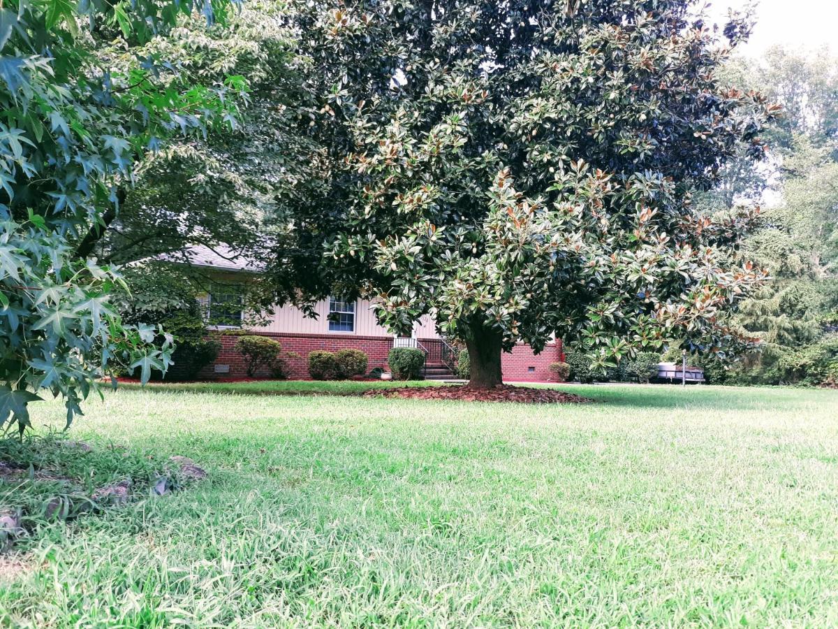 Quiet, Clean House W/ Steel Balls Bed and Breakfast Richmond Exterior foto