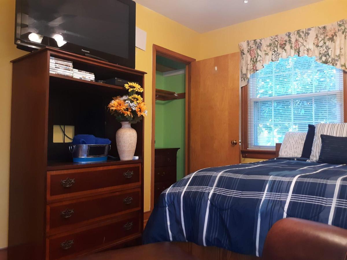Quiet, Clean House W/ Steel Balls Bed and Breakfast Richmond Exterior foto