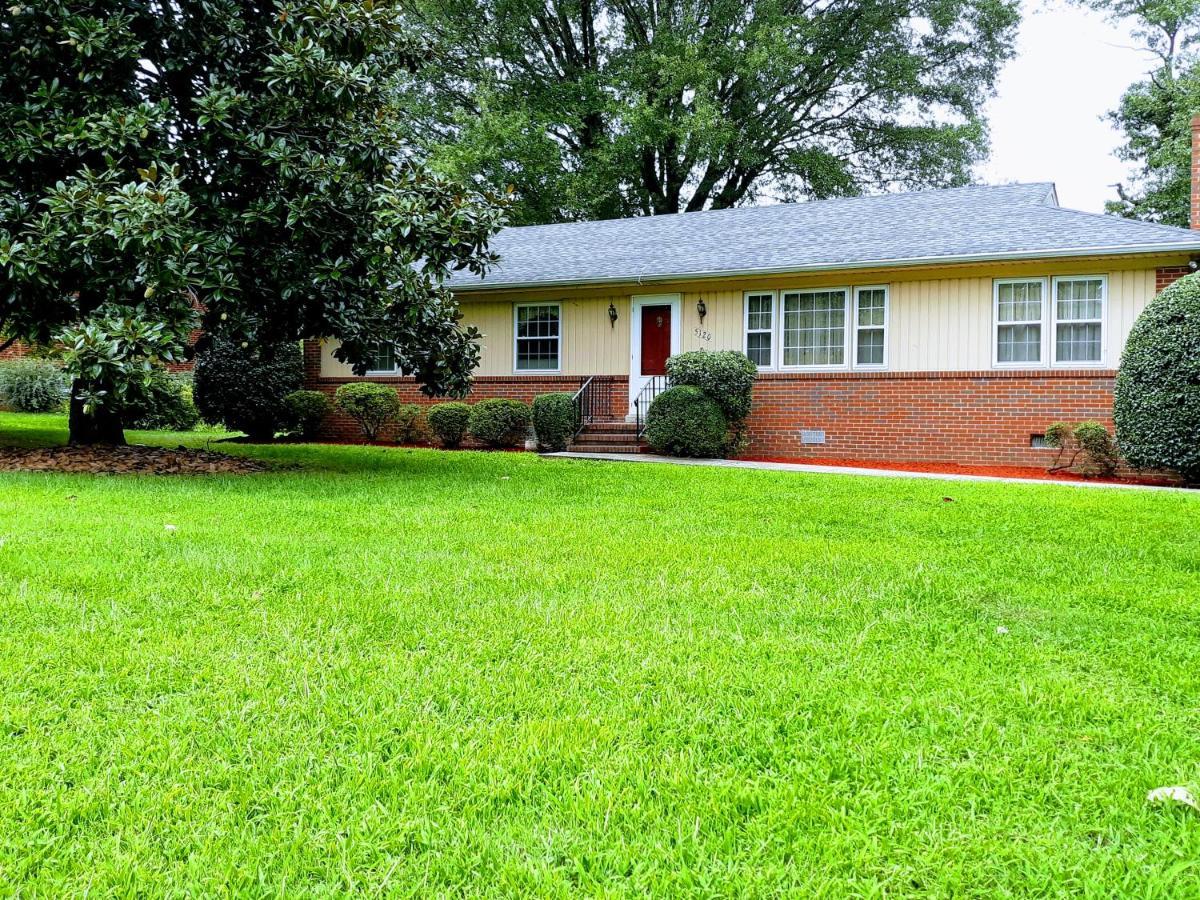 Quiet, Clean House W/ Steel Balls Bed and Breakfast Richmond Exterior foto