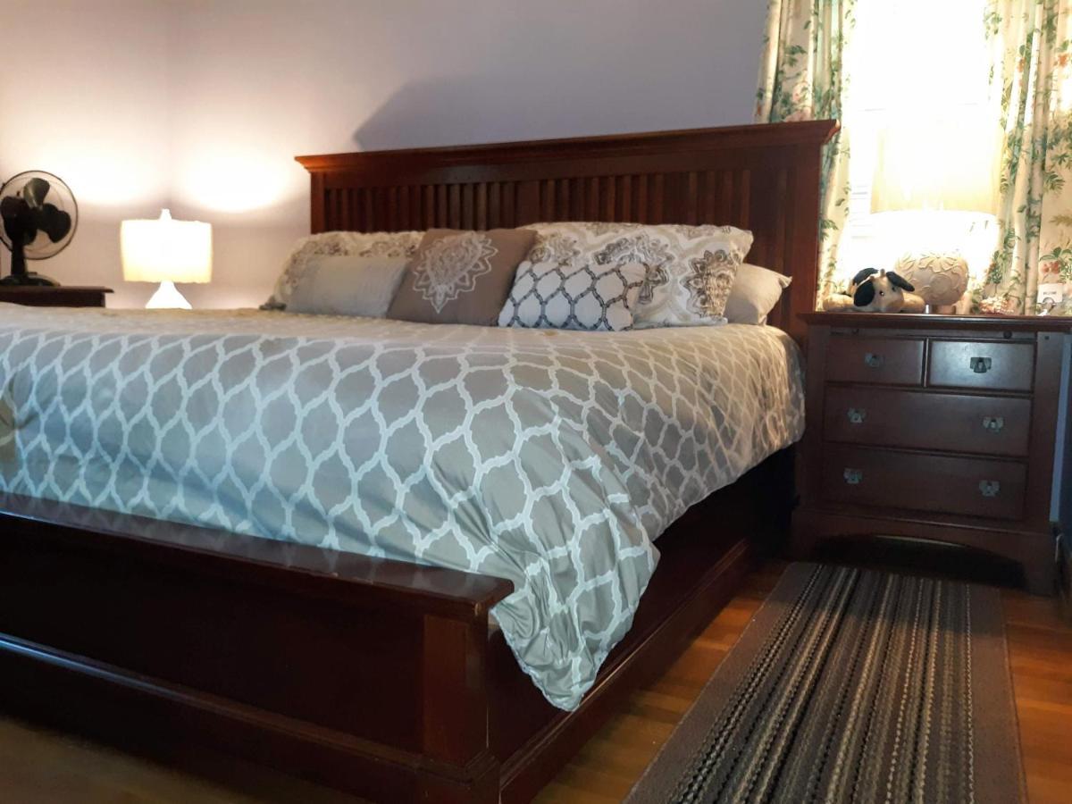 Quiet, Clean House W/ Steel Balls Bed and Breakfast Richmond Exterior foto